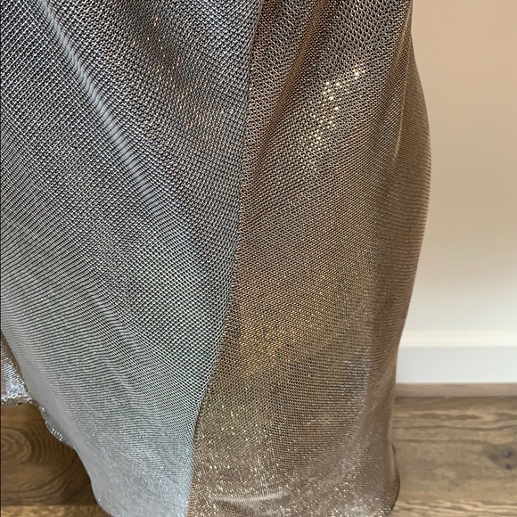 Dress - Picture 4 of 8